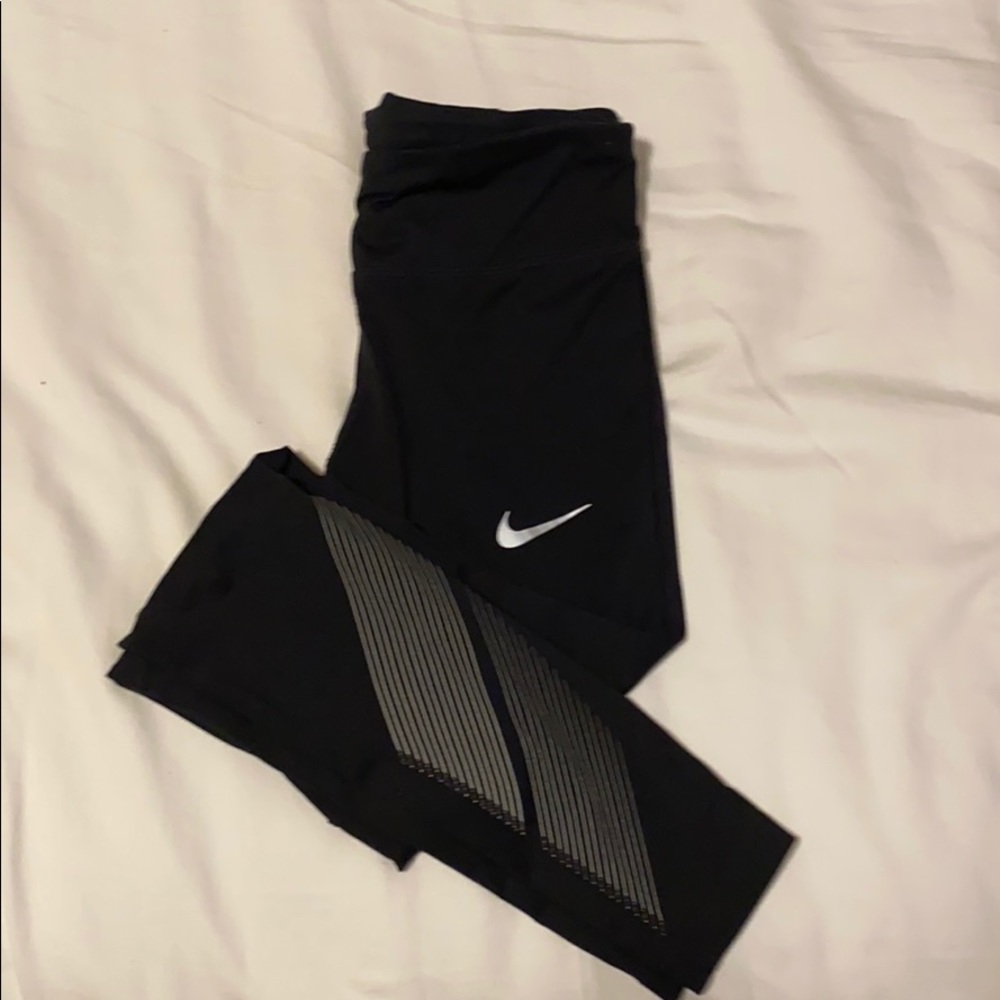 Nike thin leggings